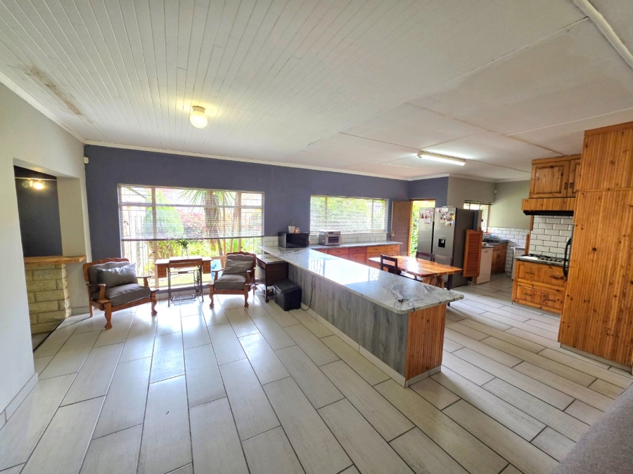 5 Bedroom Property for Sale in Panorama Free State